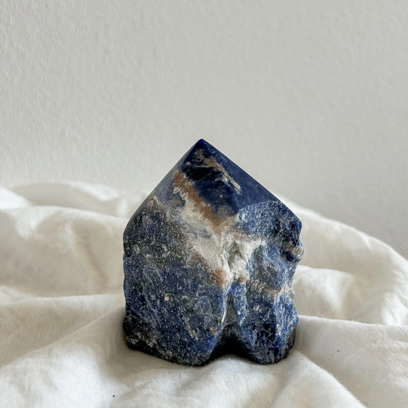 punta grezza in Sodalite